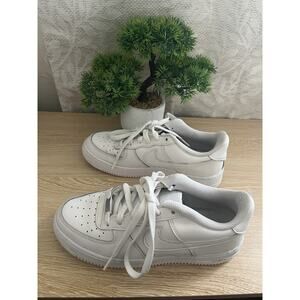 Nike Air Force 1 Low White Youth 6Y Sneakers Shoes Pre-Owned